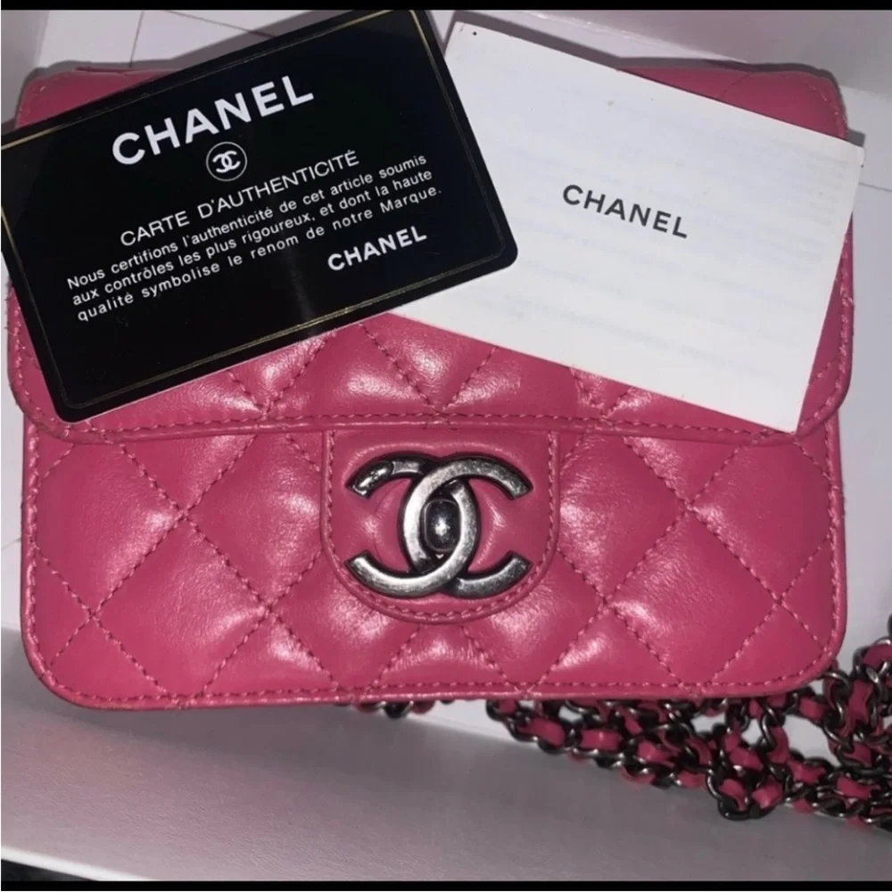 Authentic CHANEL Lambskin Quilted Mini Crossing Flap Pink